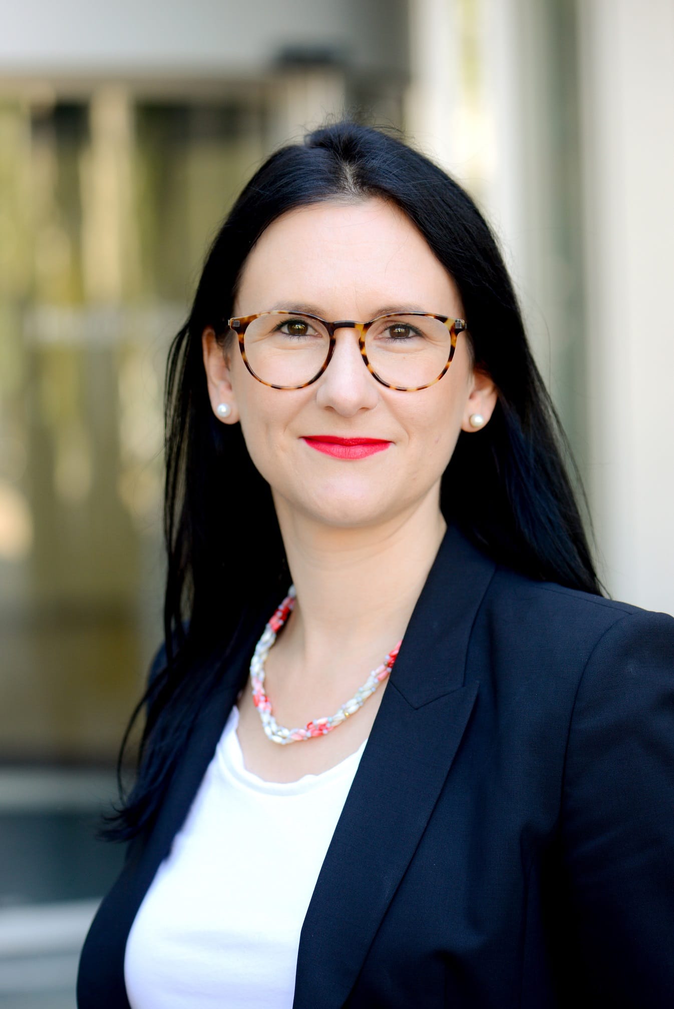 Portrait of Jennifer Pfitzer